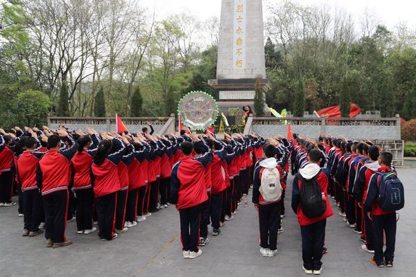 中国免签“朋友圈”持续扩容 书写更多新时代精彩故事